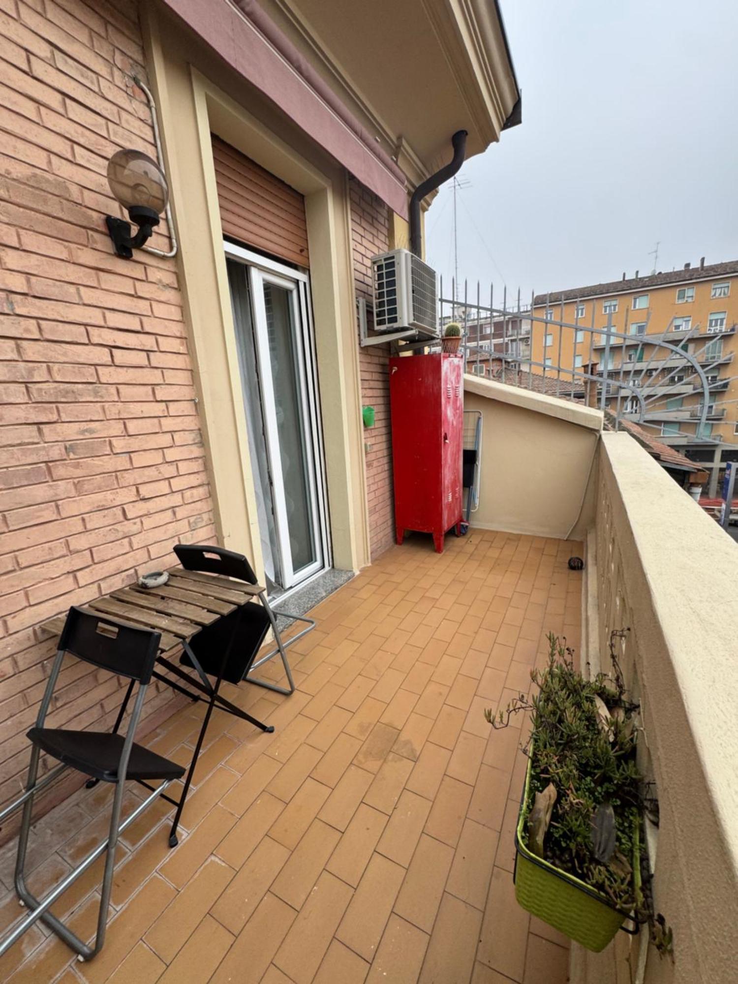 Central And Cosy Apartament Bologna Kültér fotó